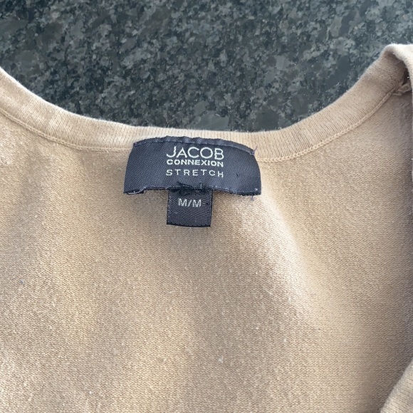 Women’s top - Picture 3 of 3